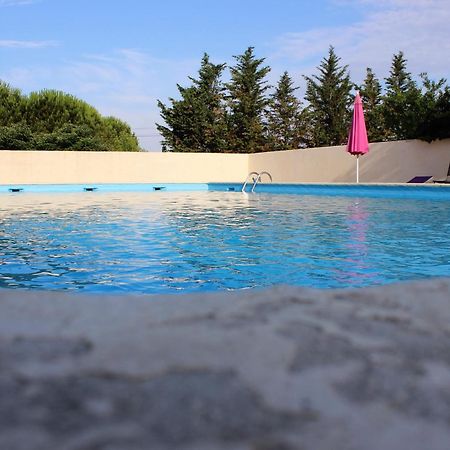 Hotel Carina Apt Dış mekan fotoğraf
