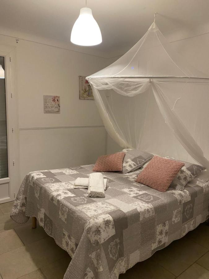 Hotel Carina Apt Dış mekan fotoğraf